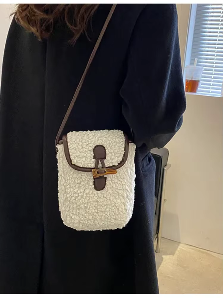 Lambswool Phone-bag Women Faux Fur Bags Tender Sweet Lovely Cross Body Teenagers Female Portable Horn Button Plush Square Cozy