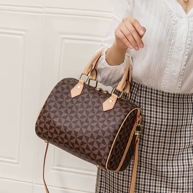 2025 Women's New Boston Pillow Bag Simple and Versatile Crossbody Bag Old Flower Handbag Retro Shoulder Bag