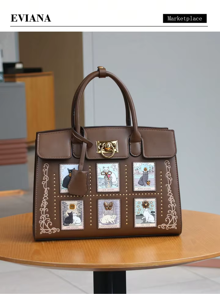 European and American fashion new exquisite cat bear print handbag for ladies to go out with versatile Boston bag